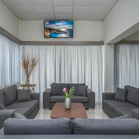 Panorama Hotel 2*